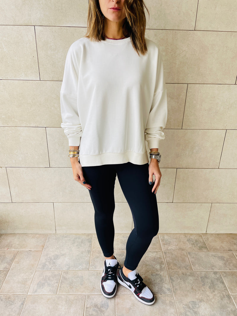 White Basic Sweatshirt