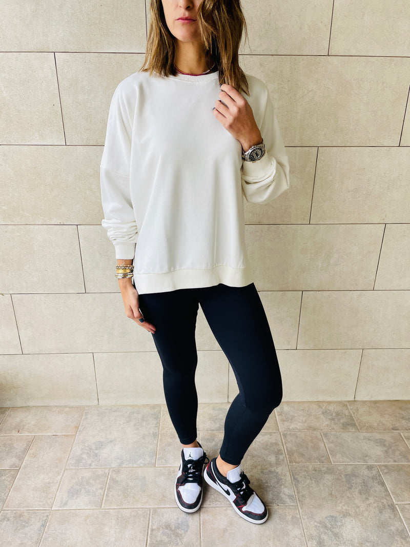 White Basic Sweatshirt