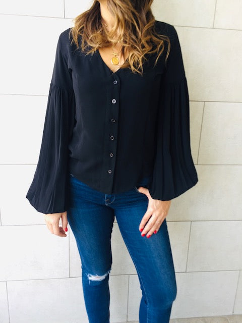 Black Balloon Sleeve Top
