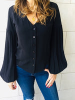 Black Balloon Sleeve Top