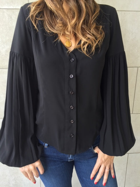 Black Balloon Sleeve Top