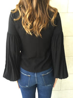 Black Balloon Sleeve Top