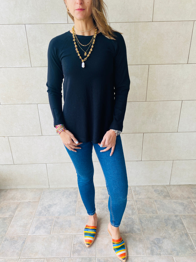 Black Light Knit Flowy