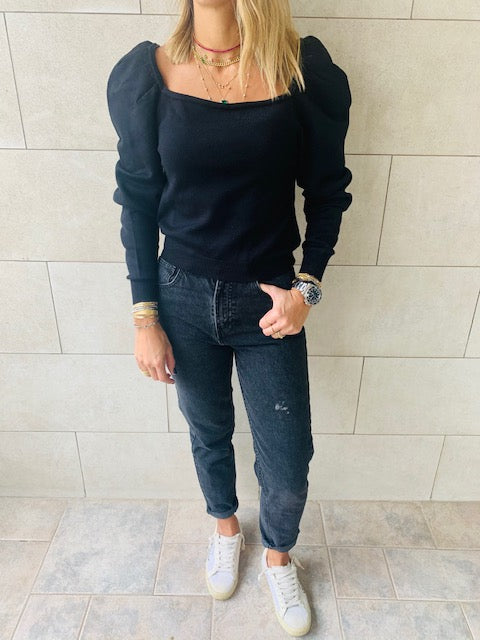 Black Flounce Knit