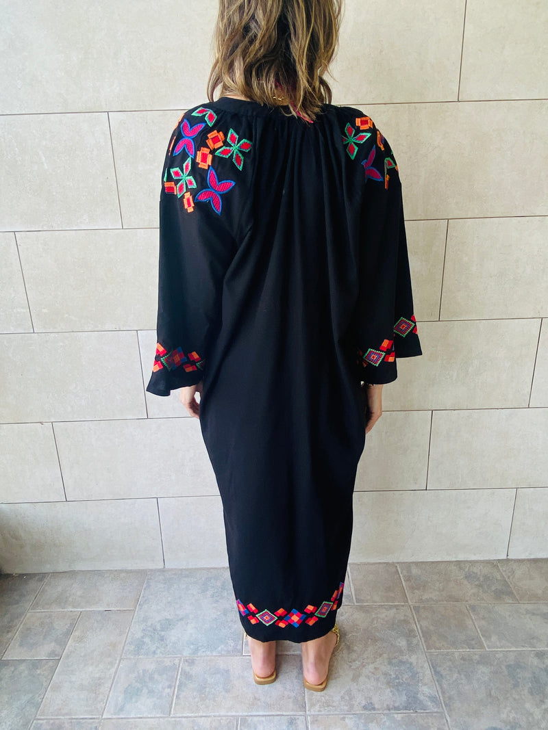 Black Embroidered Button Kaftan