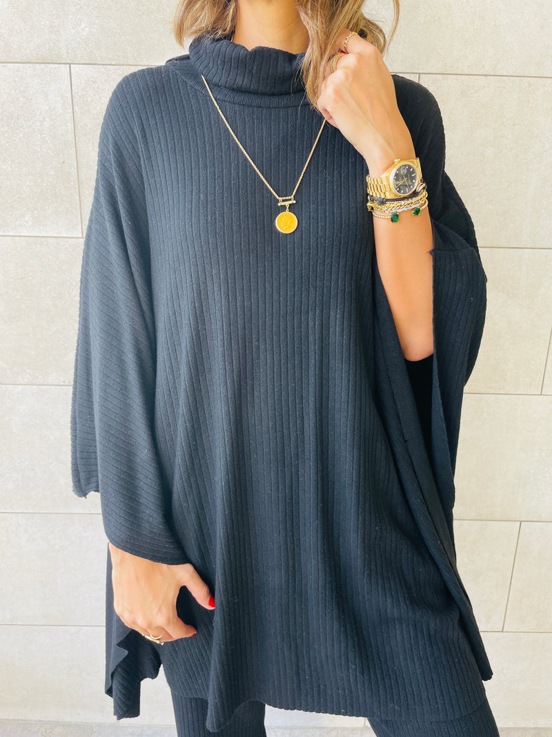 Black Poncho Set
