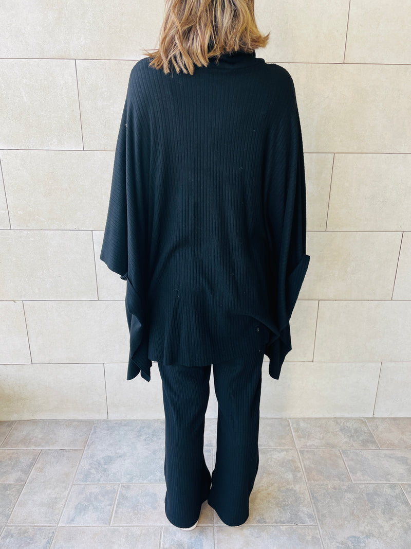 Black Poncho Set