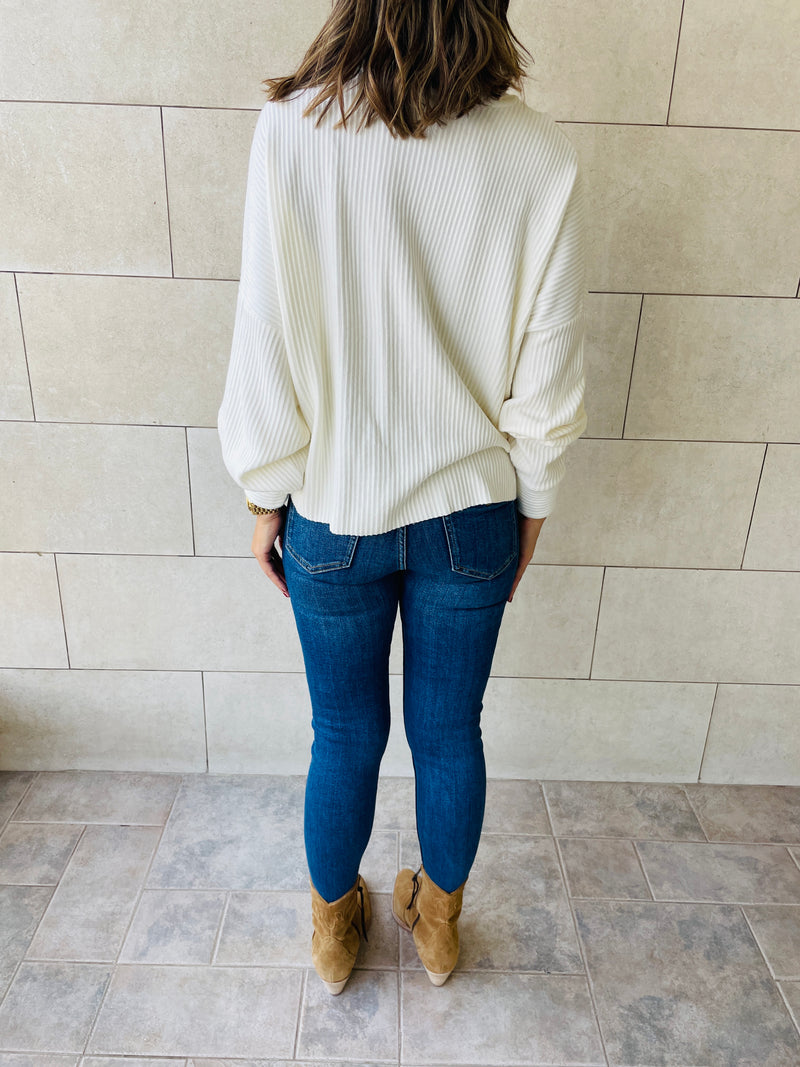 White Pull Side Knit