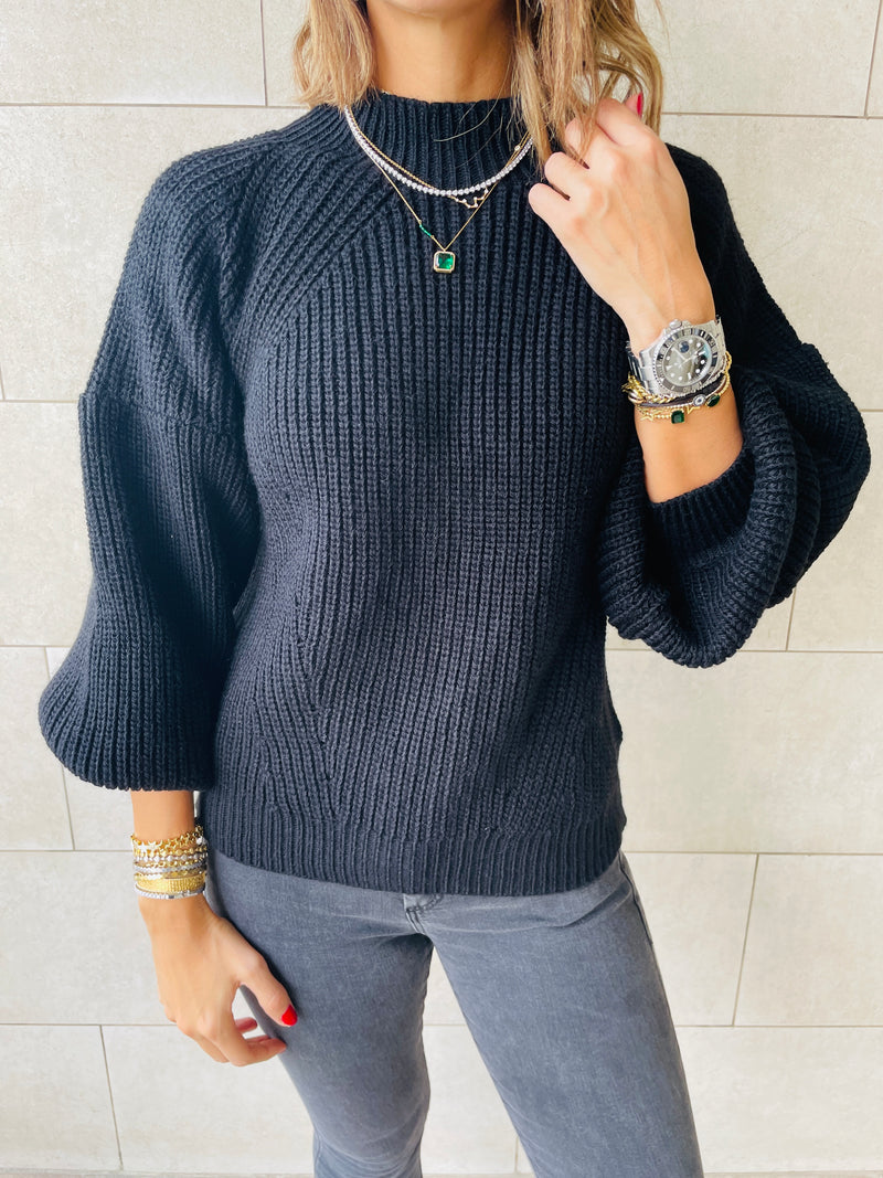Black Blossom Pullover