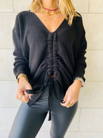Black Front Pull Pullover